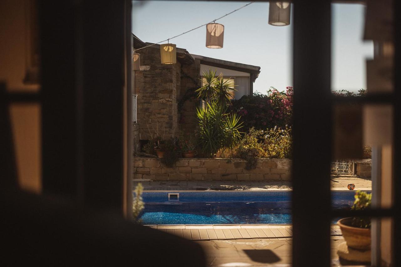 Cyprus Villages Hotel & Restaurant - Central Location - Bed & Breakfast - With Access To Pool And Stunning Views Tochni Exteriér fotografie