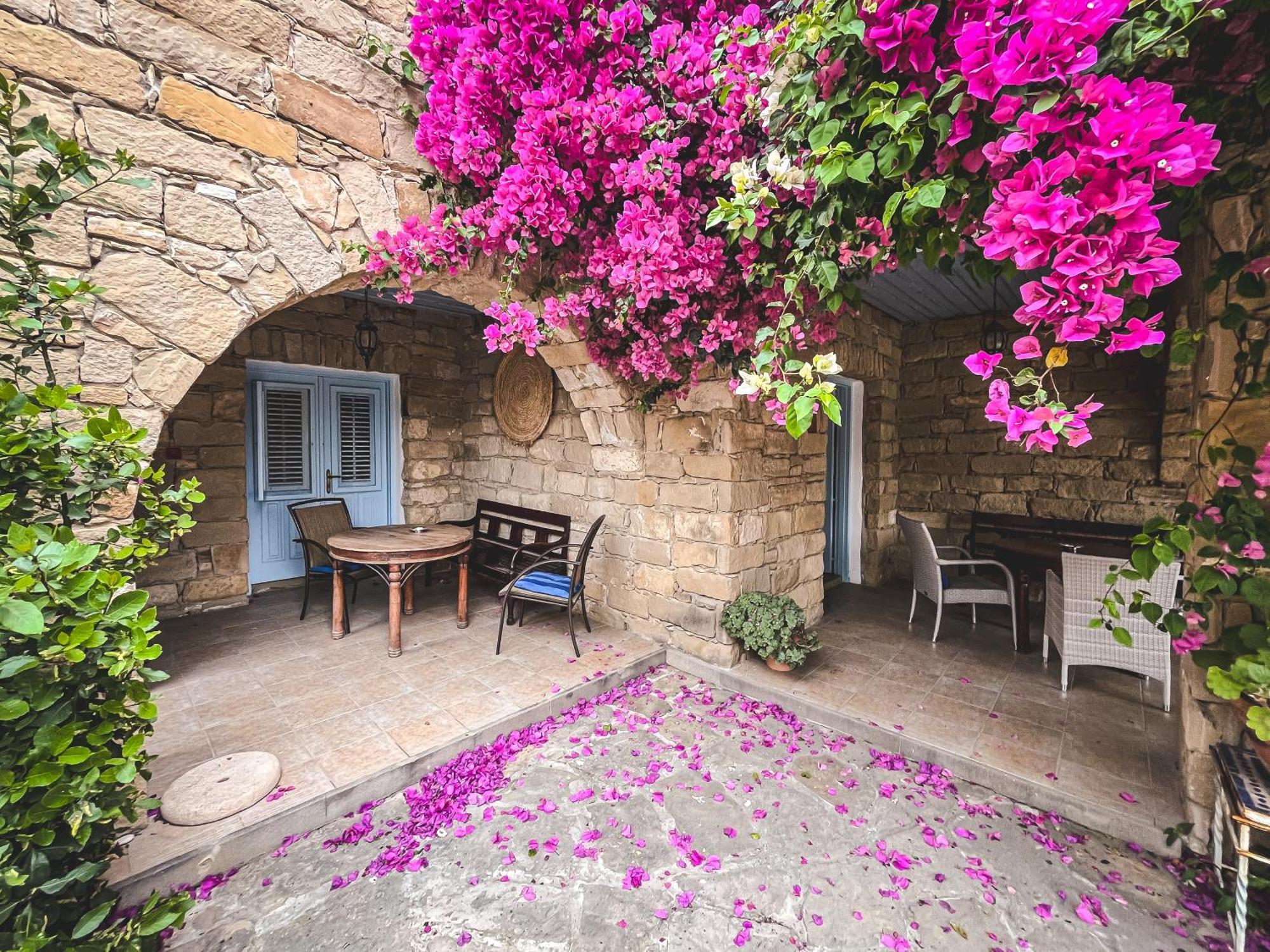 Cyprus Villages Hotel & Restaurant - Central Location - Bed & Breakfast - With Access To Pool And Stunning Views Tochni Exteriér fotografie