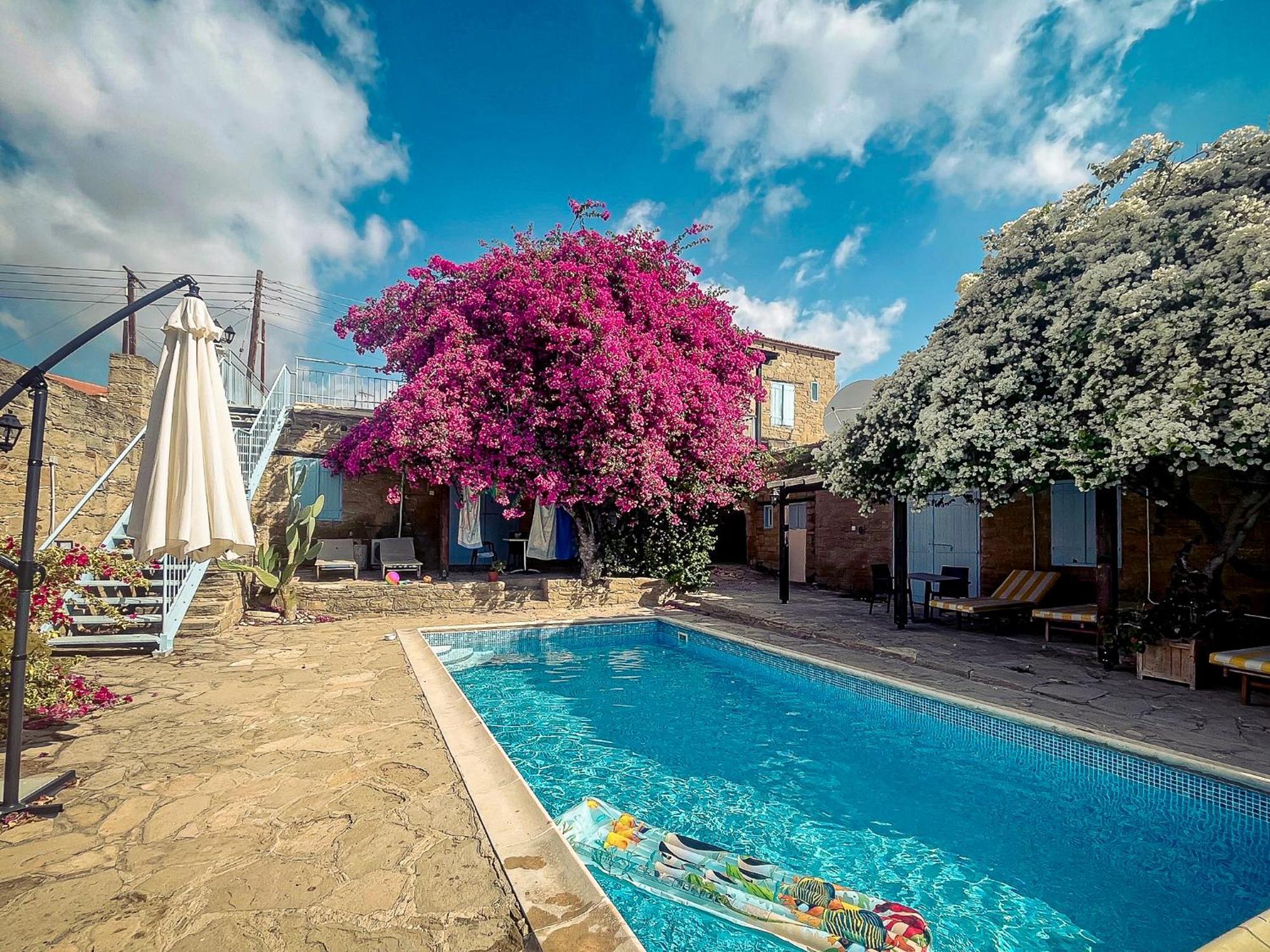 Cyprus Villages Hotel & Restaurant - Central Location - Bed & Breakfast - With Access To Pool And Stunning Views Tochni Exteriér fotografie