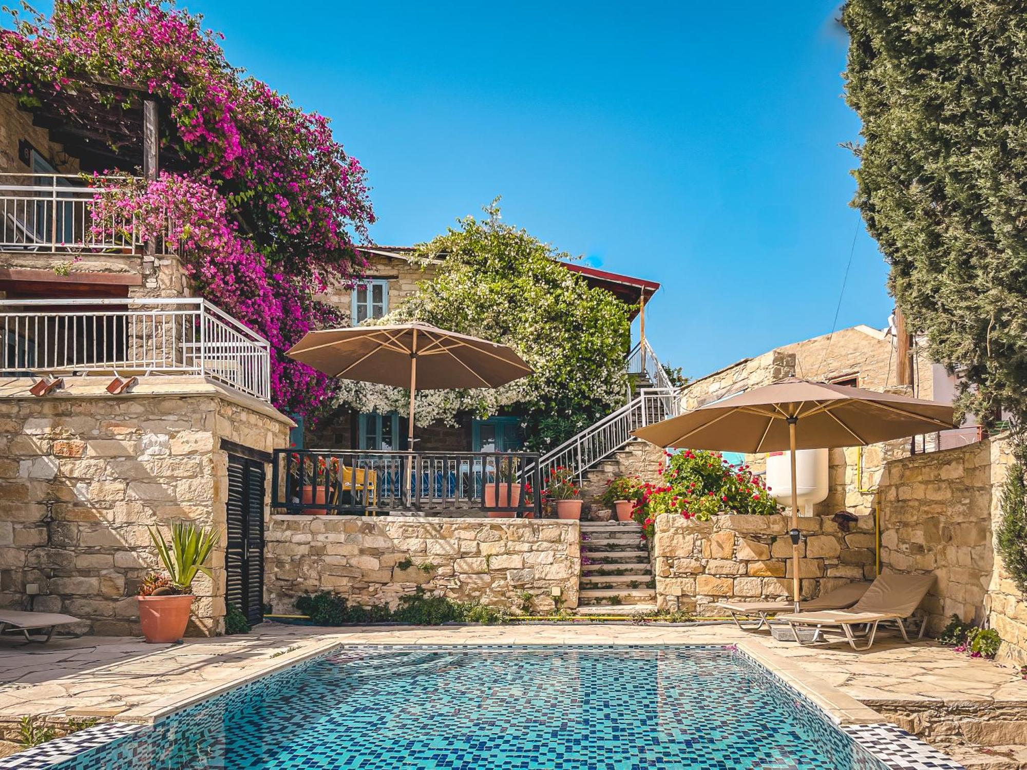 Cyprus Villages Hotel & Restaurant - Central Location - Bed & Breakfast - With Access To Pool And Stunning Views Tochni Exteriér fotografie