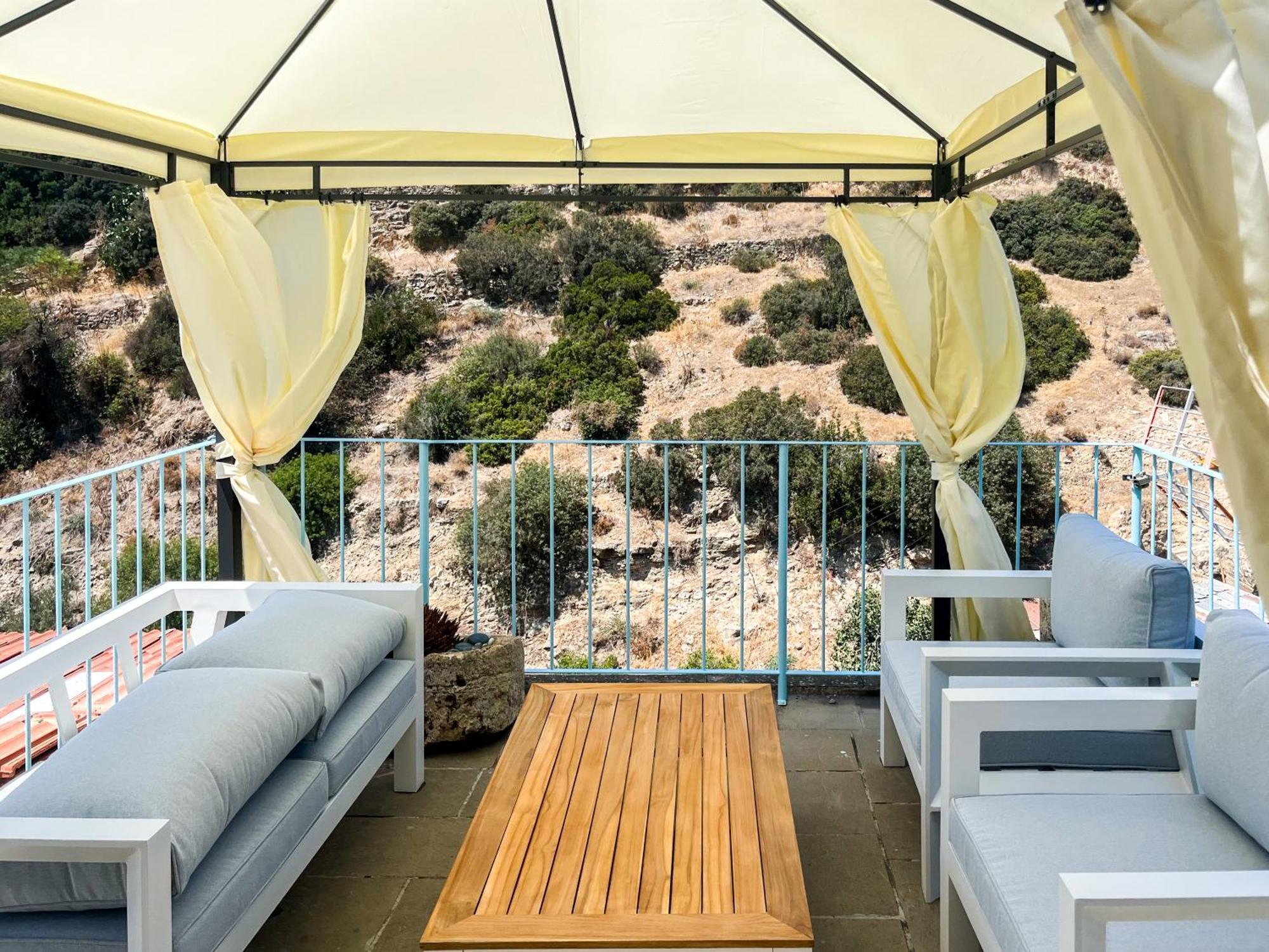 Cyprus Villages Hotel & Restaurant - Central Location - Bed & Breakfast - With Access To Pool And Stunning Views Tochni Exteriér fotografie